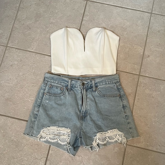 American eagle lace trim shorts - Picture 1 of 4